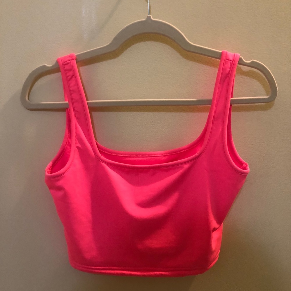 neon pink crop top!!